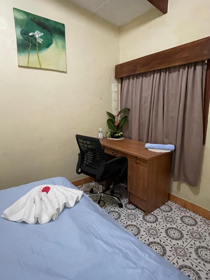 Janessa'S Dwellery Bed and Breakfast Πορτ Βίλα Εξωτερικό φωτογραφία